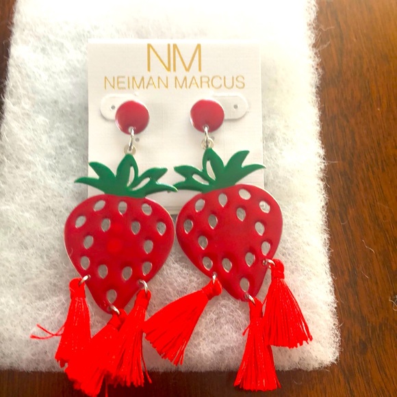 Neiman Marcus Jewelry - NIB NEIMN Marcus strawberry earrings